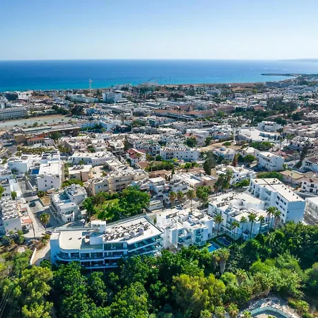 Wonderful Vacation Home For Small Families In Beautiful Ayia Napa All Yours アパート