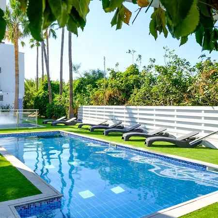 Wonderful Vacation Home For Small Families In Beautiful Ayia Napa All Yours *
