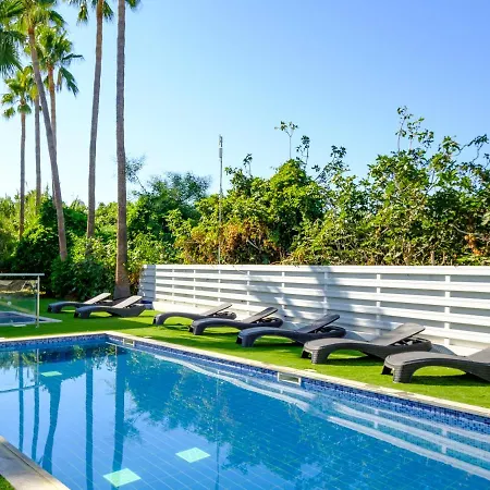 Wonderful Vacation Home For Small Families In Beautiful Ayia Napa All Yours * איה נאפה